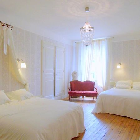 Hotel De La Providence Égliseneuve-dʼEntraigues Eksteriør bilde
