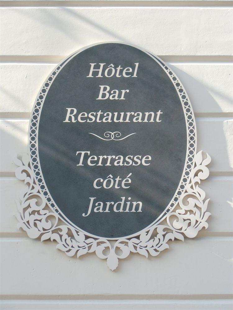 Hotel De La Providence Égliseneuve-dʼEntraigues Eksteriør bilde