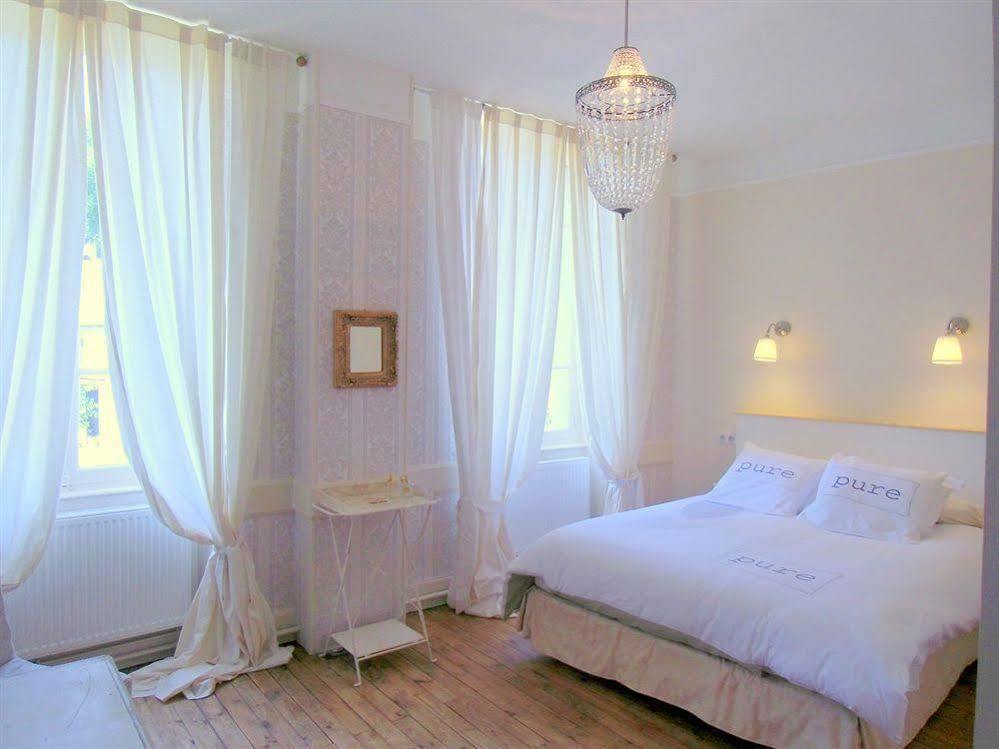 Hotel De La Providence Égliseneuve-dʼEntraigues Eksteriør bilde